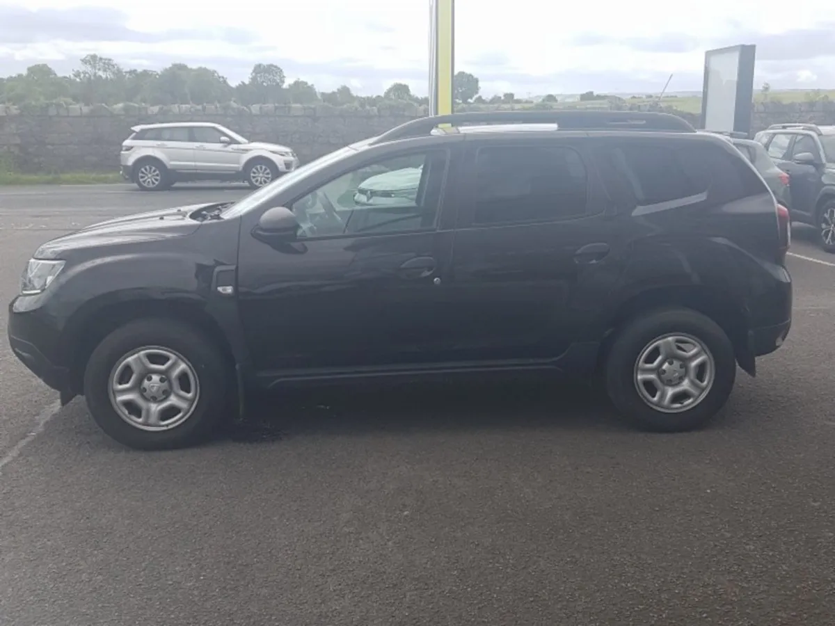 Dacia Duster Blue dCi 115 Essential - Image 4