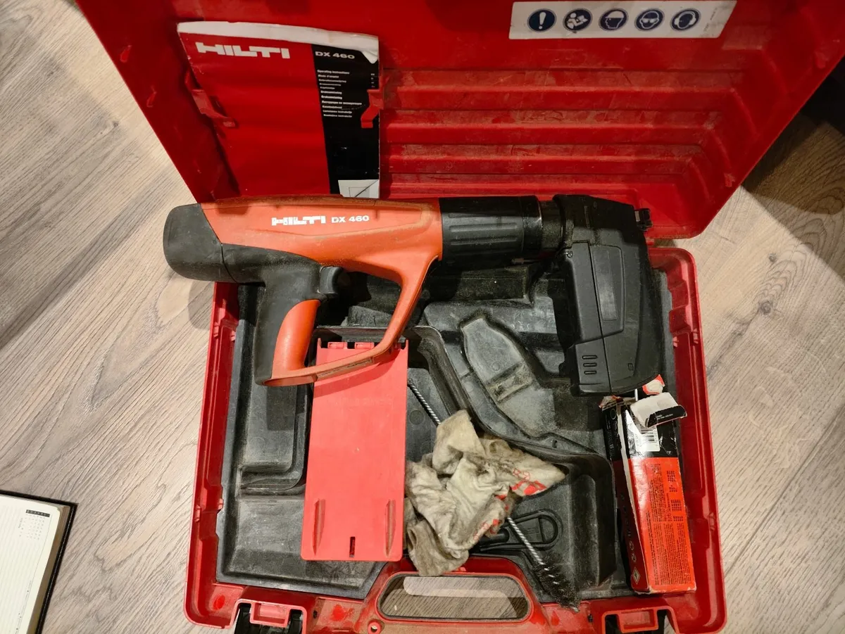 Hilti dx 460 nail gun for steel concrete.