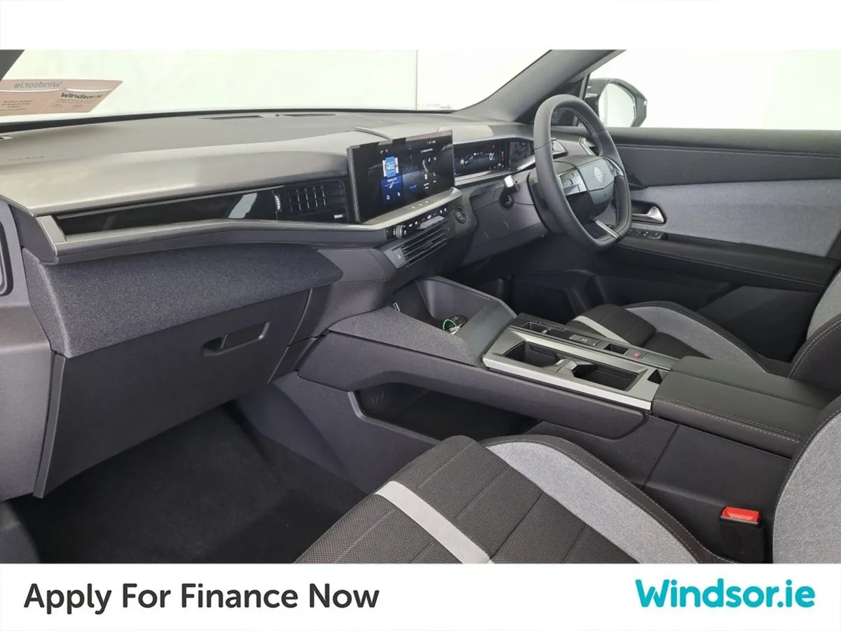 Opel Grandland 1.2 Litre Hybrid - Image 4