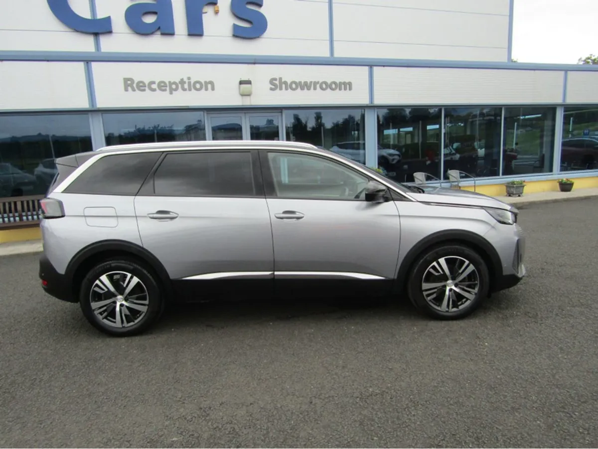 Peugeot 5008 Allure Premium Blueh 1.5 HDI 7 Seater - Image 3