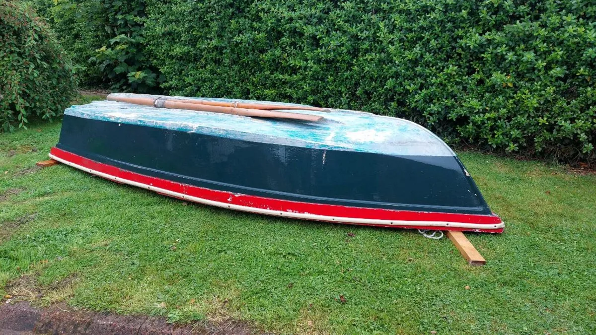 Punt / Dinghy - Image 3