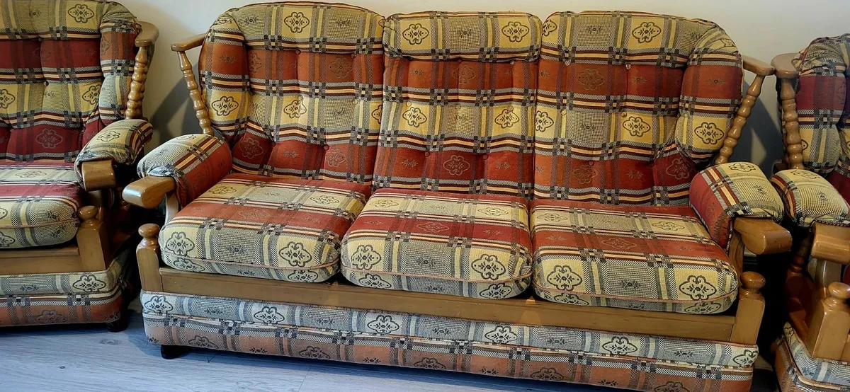 3 Piece Suite - Image 1