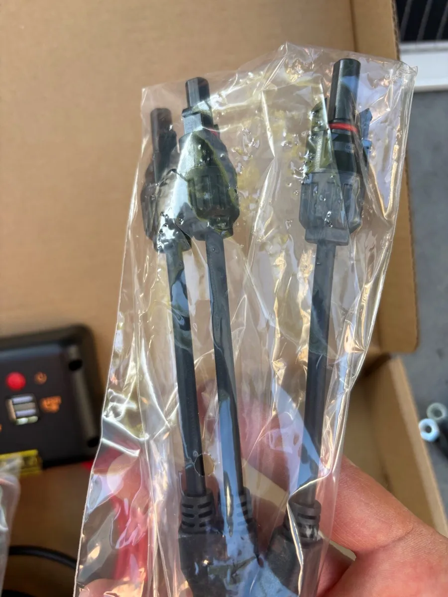 12/24V Solar Panel KIT CAMPER shed off the grid - Image 4