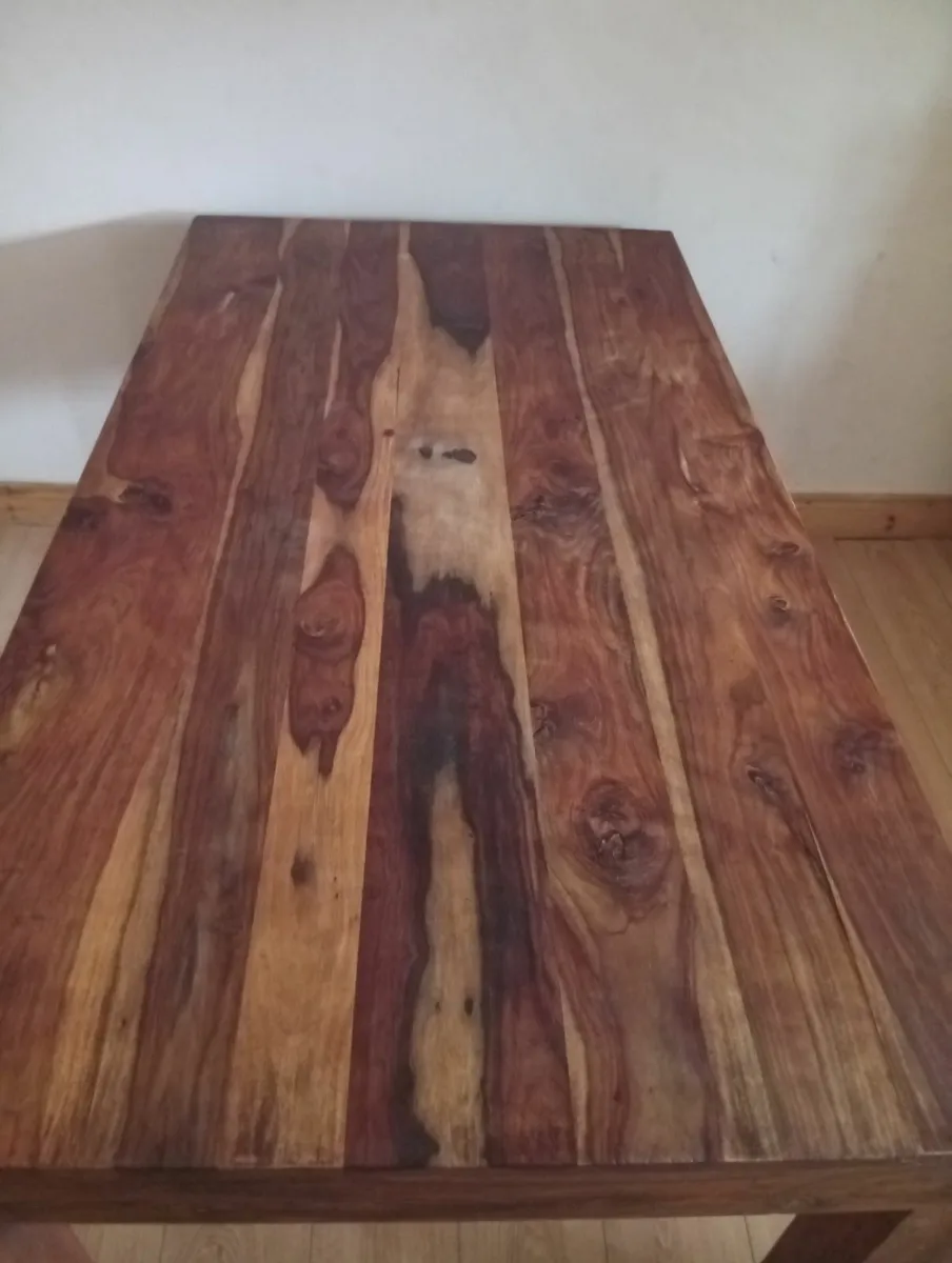 Solid Walnut Quality Sturdy Dining table 4-6person - Image 3