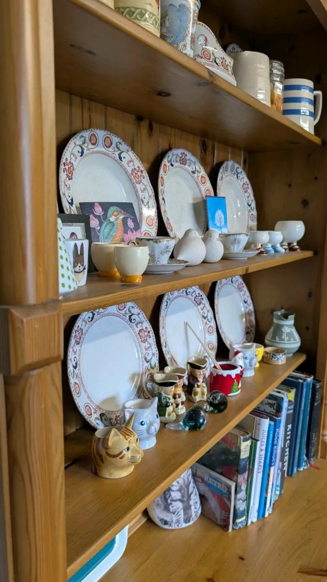 Pine dresser - Image 3