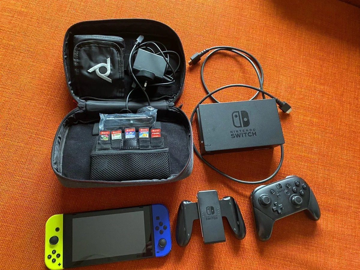 Nintendo Switch - Image 1