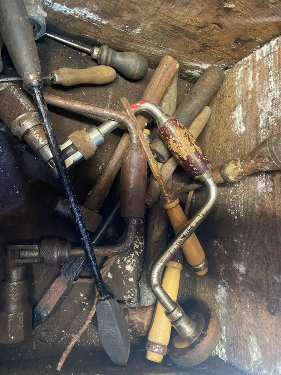 Vintage tools and toolbox - Image 1