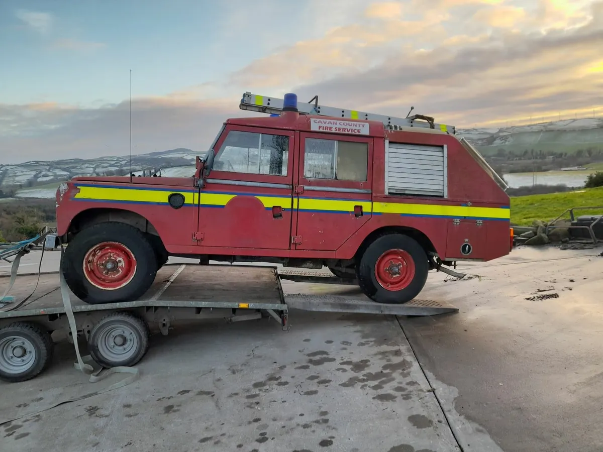 1981 Land Rover Series 3 | Stage One V8 | For Sale - Image 1