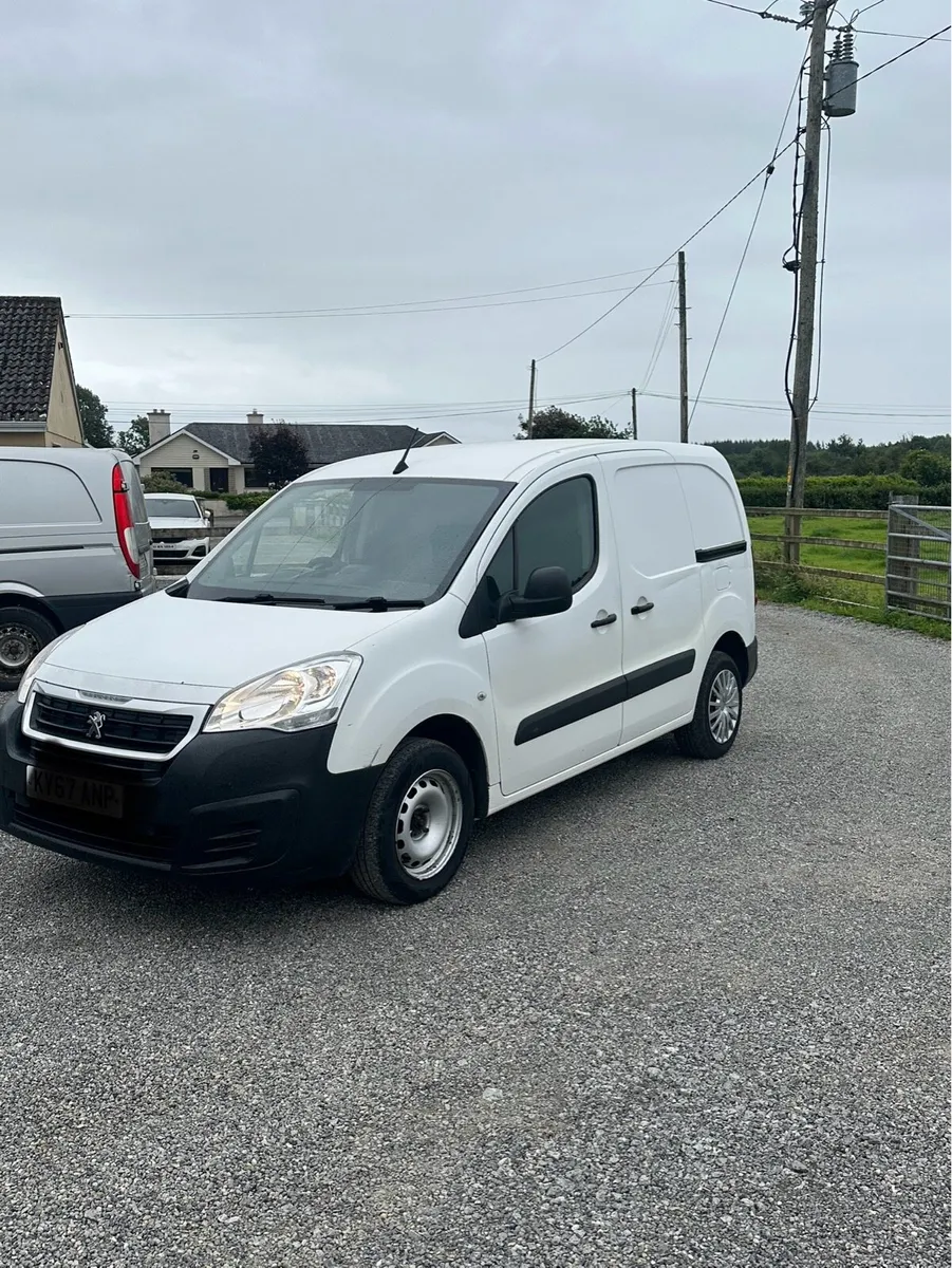 2017 Peugeot partner - Image 2