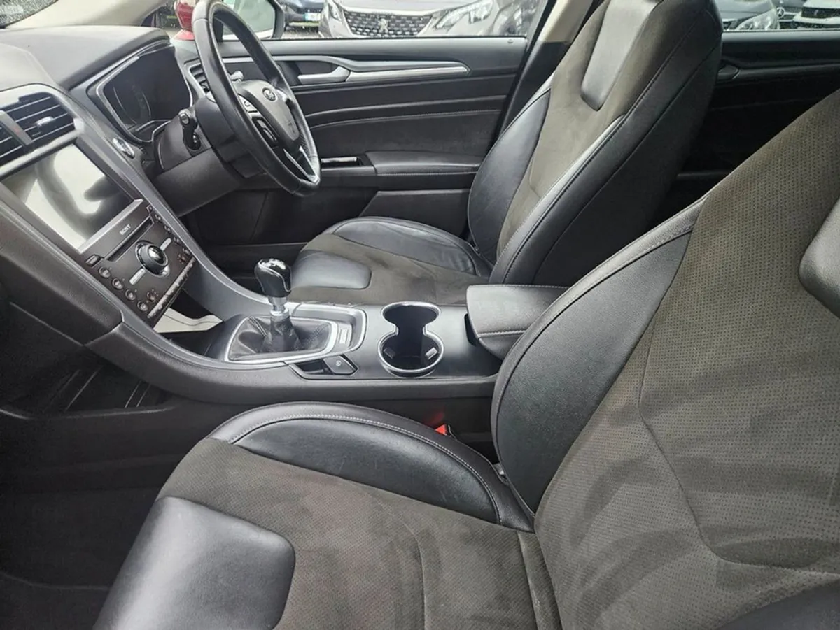 Ford Mondeo Titanium 1.5td 120PS 6spd 4DR - Image 2