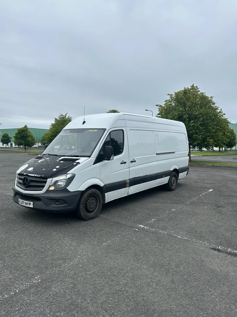 2017 Mercedes sprinter - Image 2