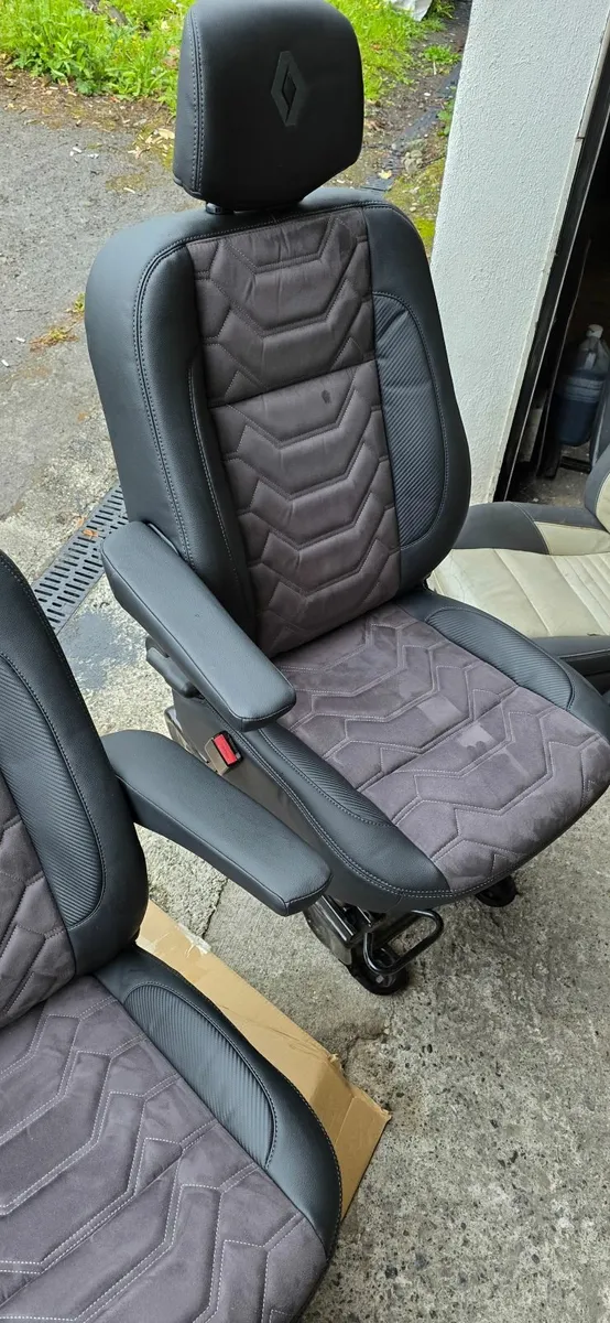 Renault master camper - Image 4