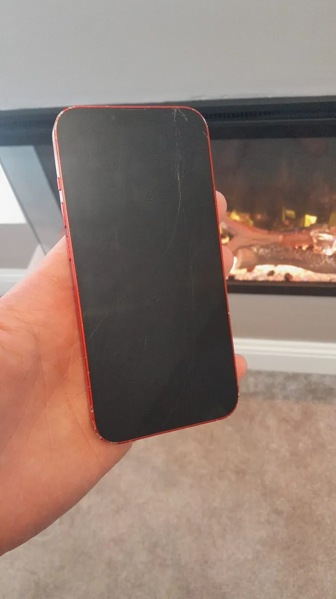 iPhone 13 sim free 128GB red - Image 1