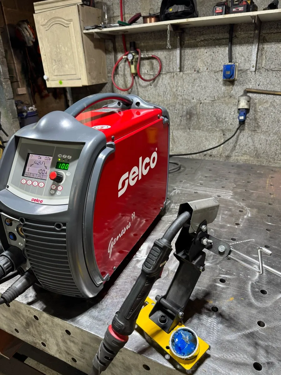 Multi process welder - Image 1