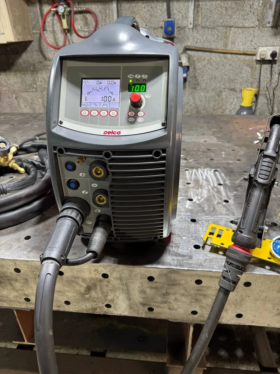 Multi process welder - Image 4
