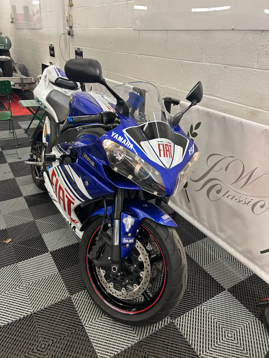YAMAHA R-1 Rossi Edition. - Image 4