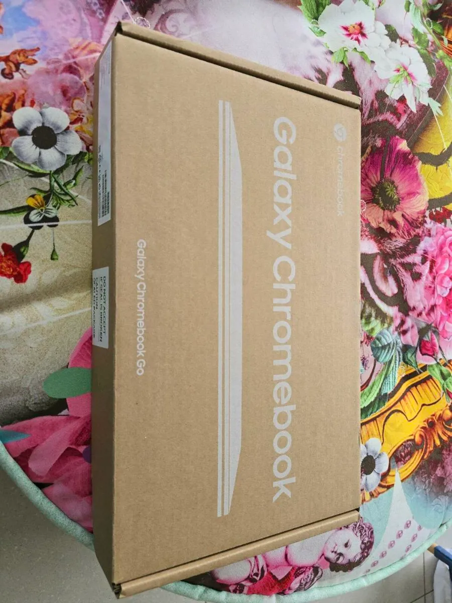 Samsung Chromebook Go - Brand New - Image 2