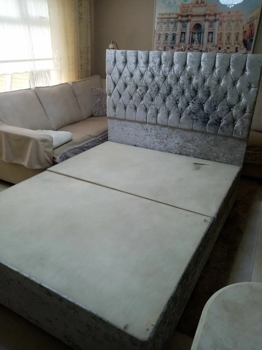 Bed & Headboard - Image 2