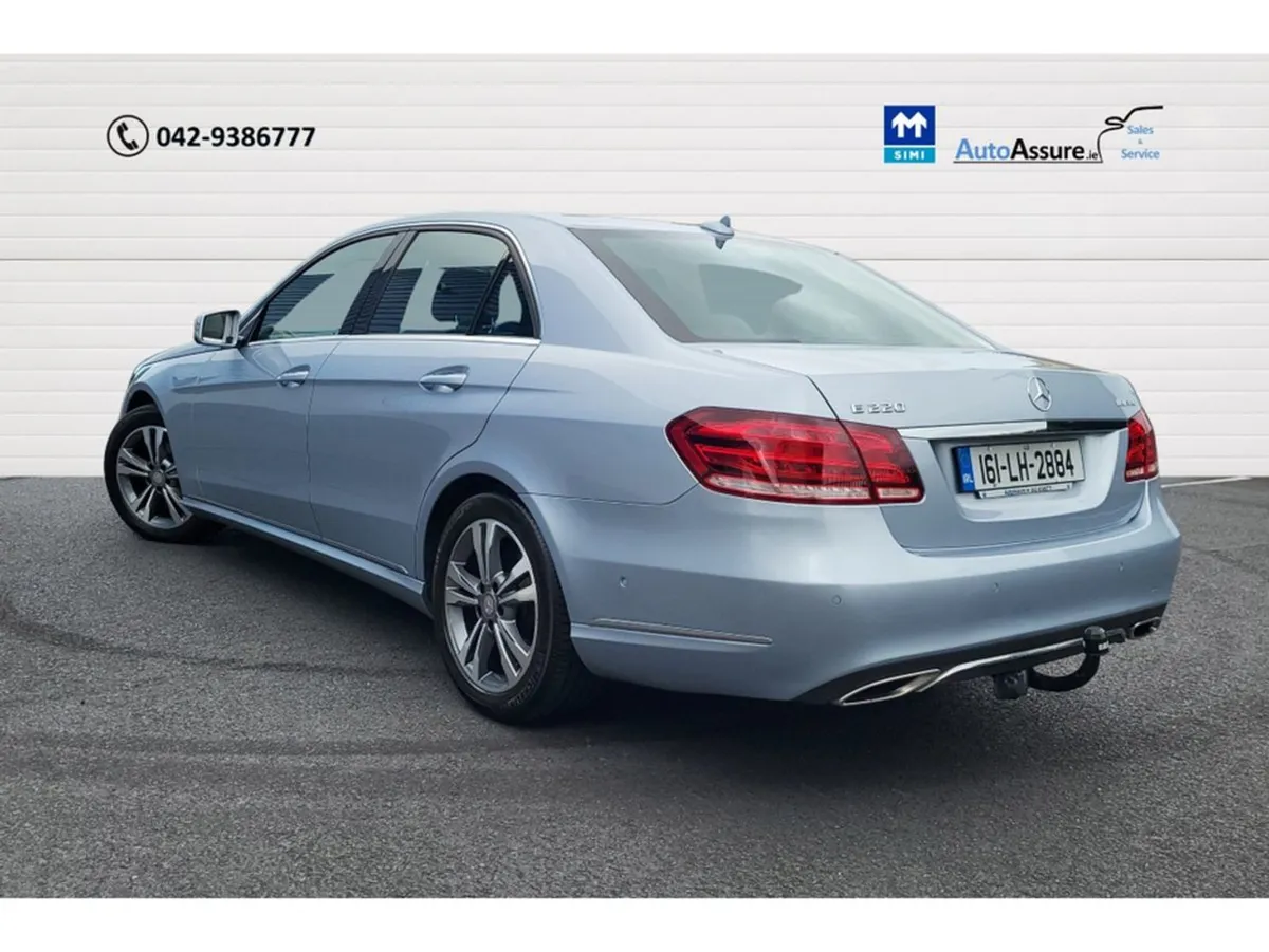 Mercedes-Benz E-Class 220 CDI Bluetec SE Auto Tin - Image 4