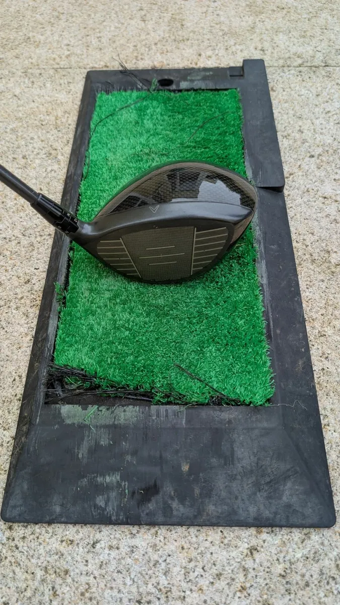 Left-handed driver - Image 4
