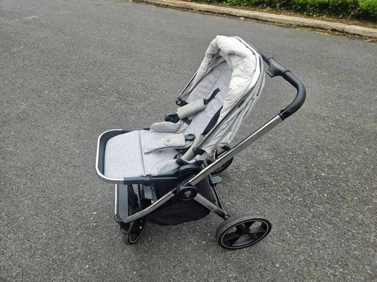 Buggy/Pram - Image 2
