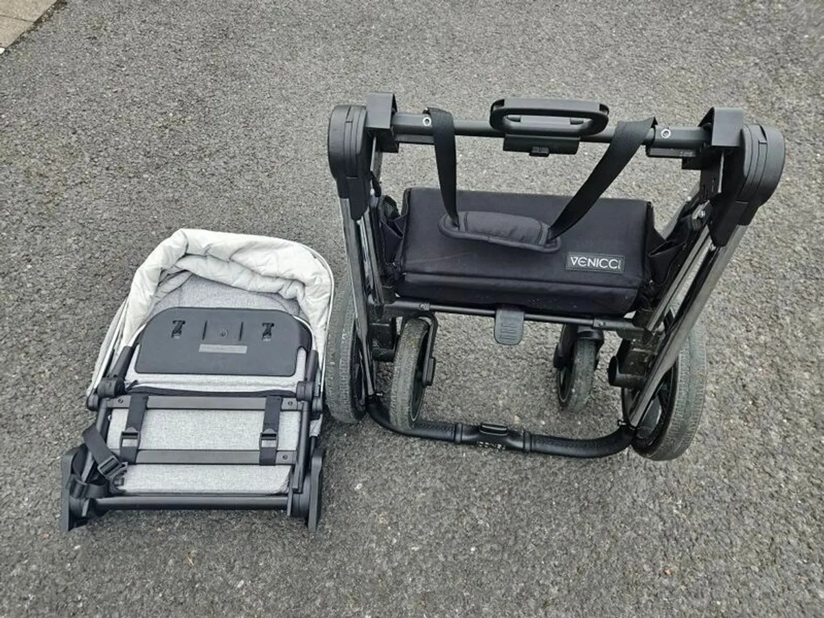 Buggy/Pram - Image 3