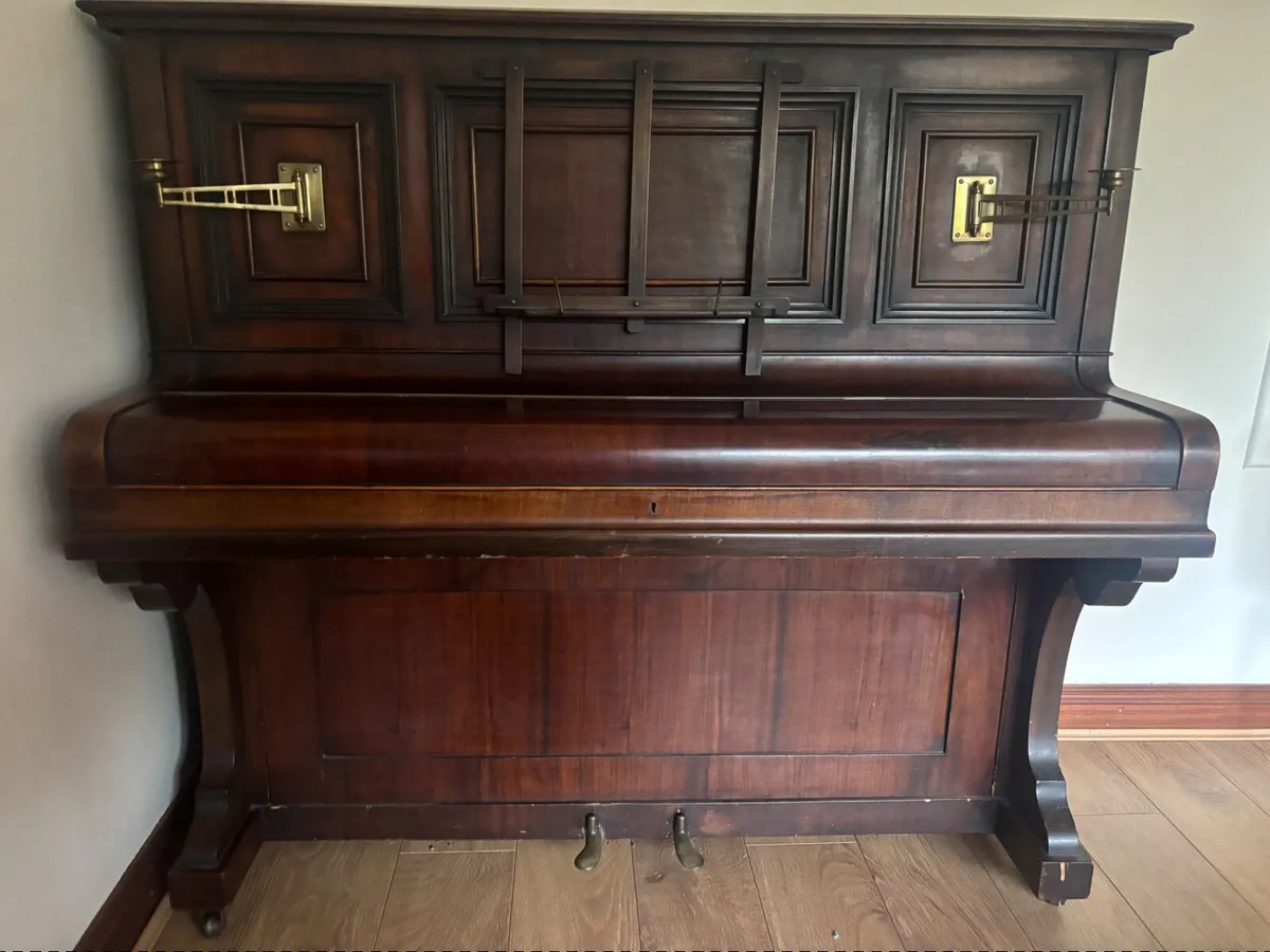 Piano - Image 3