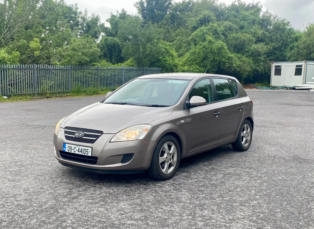 09 Kia Ceed Diesel. Nct 08.25 & Tax 07.25. - Image 3