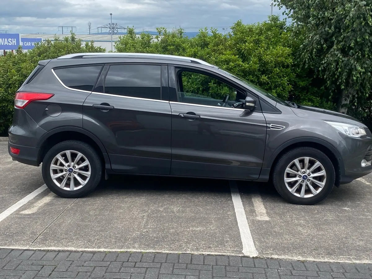 2015 Kuga TITANIUM, 1 Previous Owner, Clean - Image 3