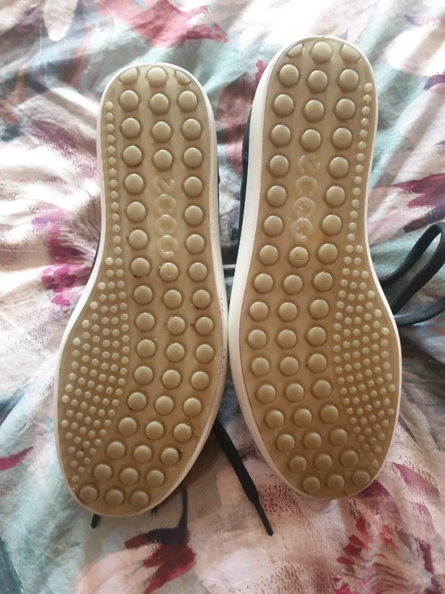 Shoes - Image 2