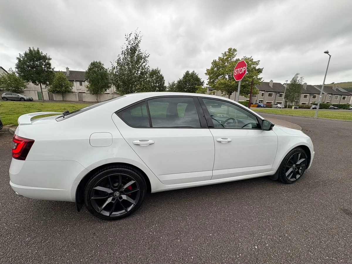 Skoda Octavia VRS - Image 3