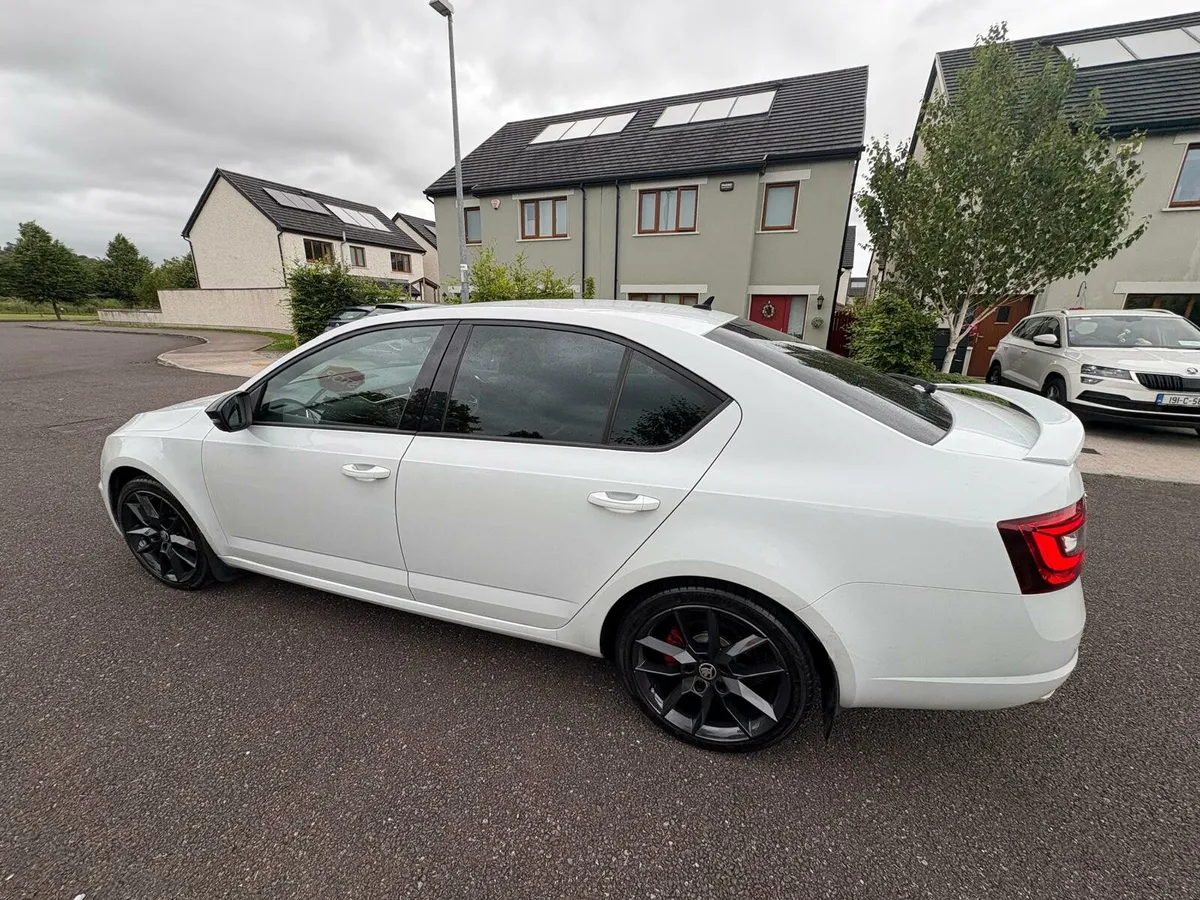 Skoda Octavia VRS - Image 4