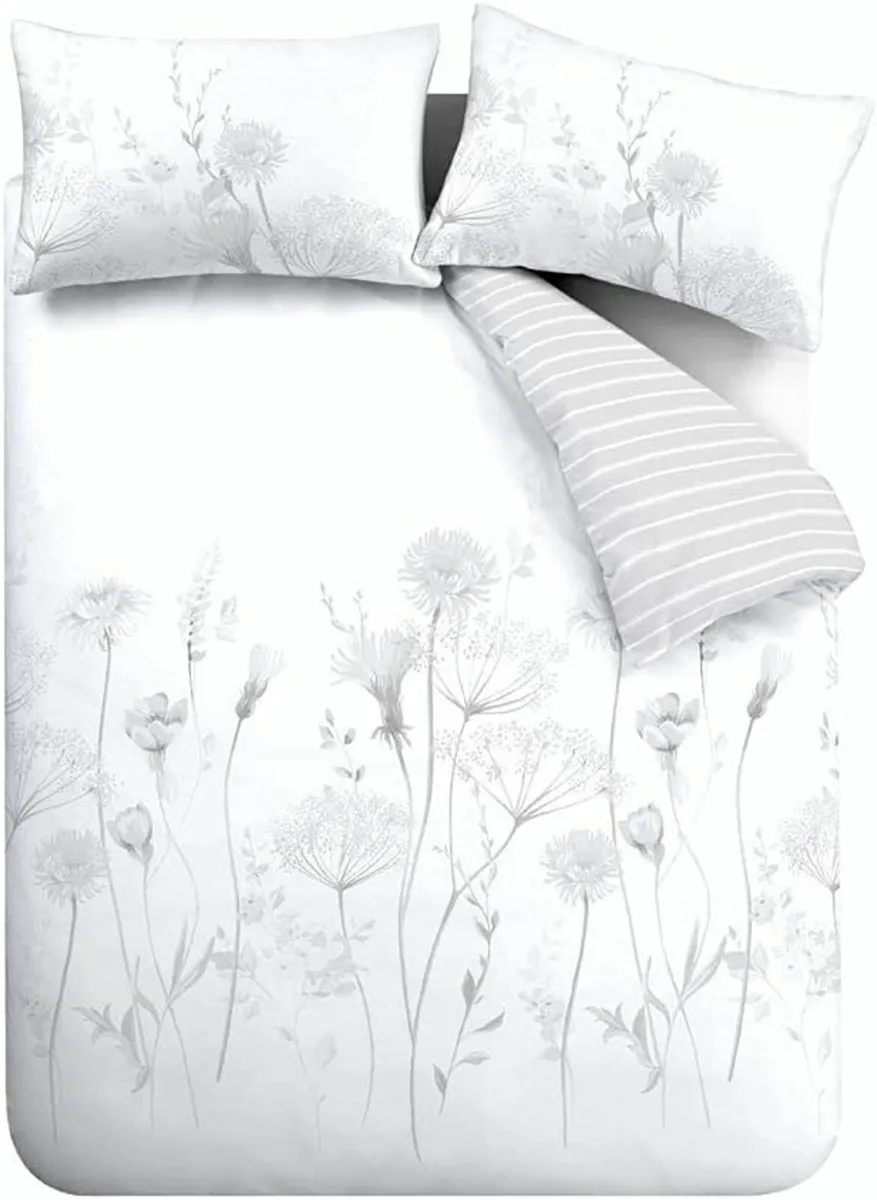 Floral Reversible Double Duvet Cover Set White - Image 3