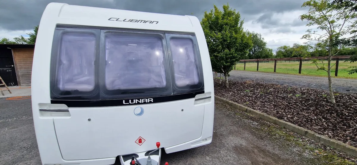 Lunar Clubman ES caravan - Image 2