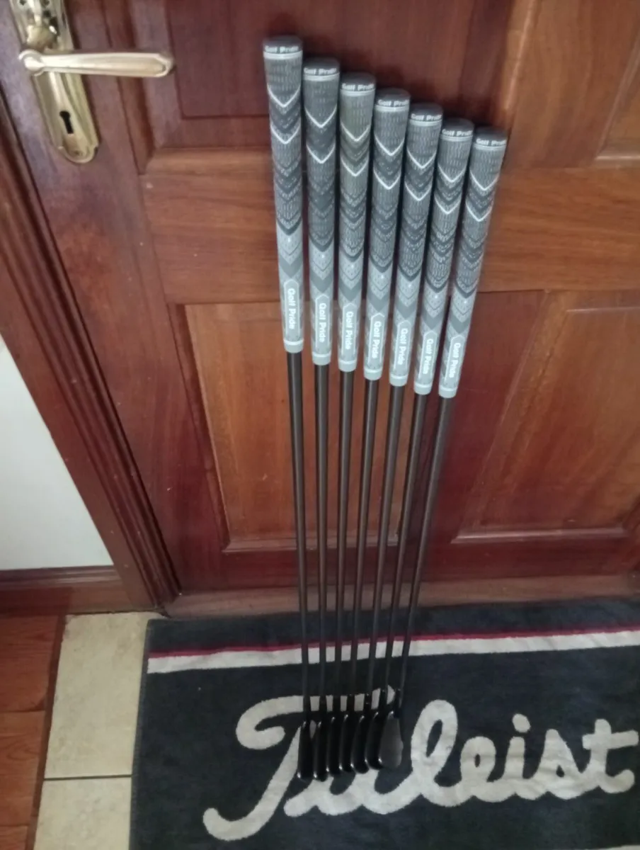 TaylorMade P770 Tungsten 4-7,8,9,PW P770 Forged - Image 3