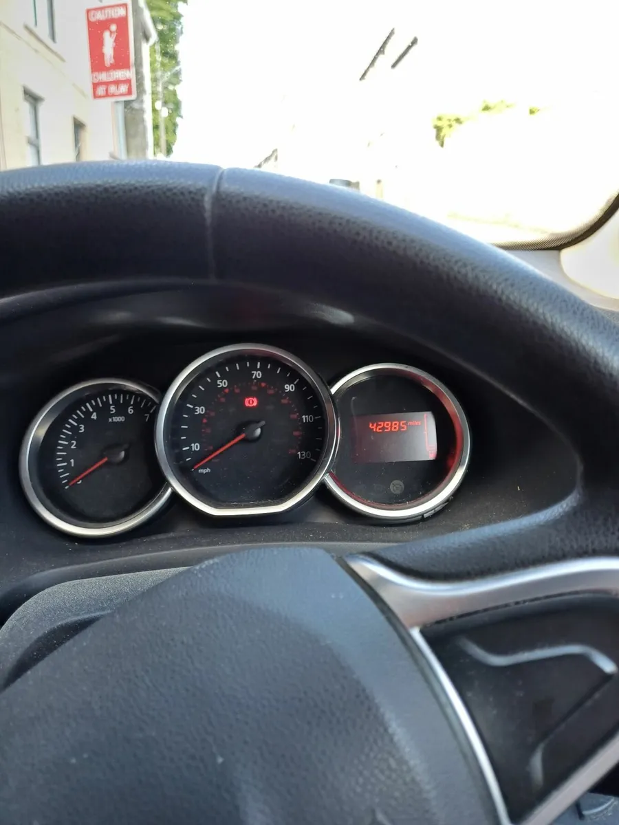 Dacia Sandero 2018 - Image 2