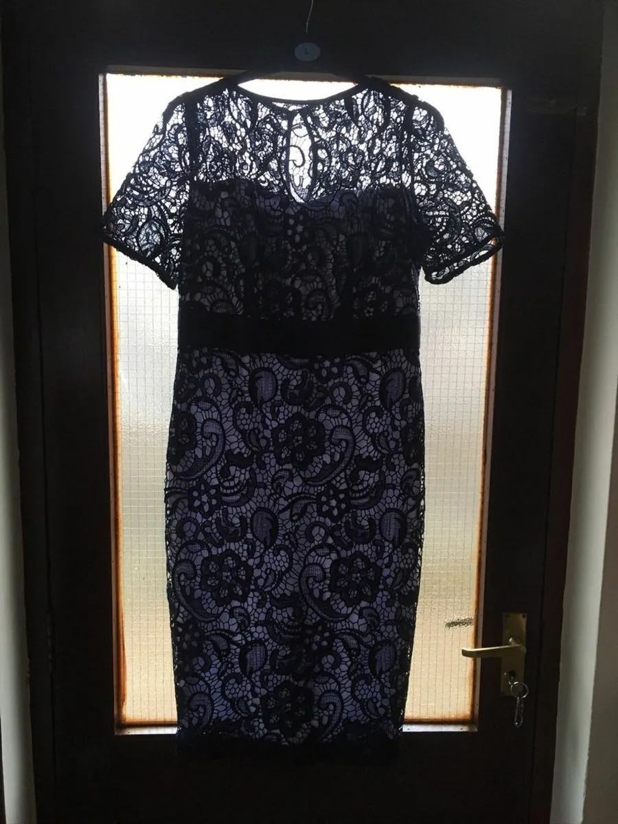 New Berkertex Lace Dress, Size 12, Fully Lined - Image 1
