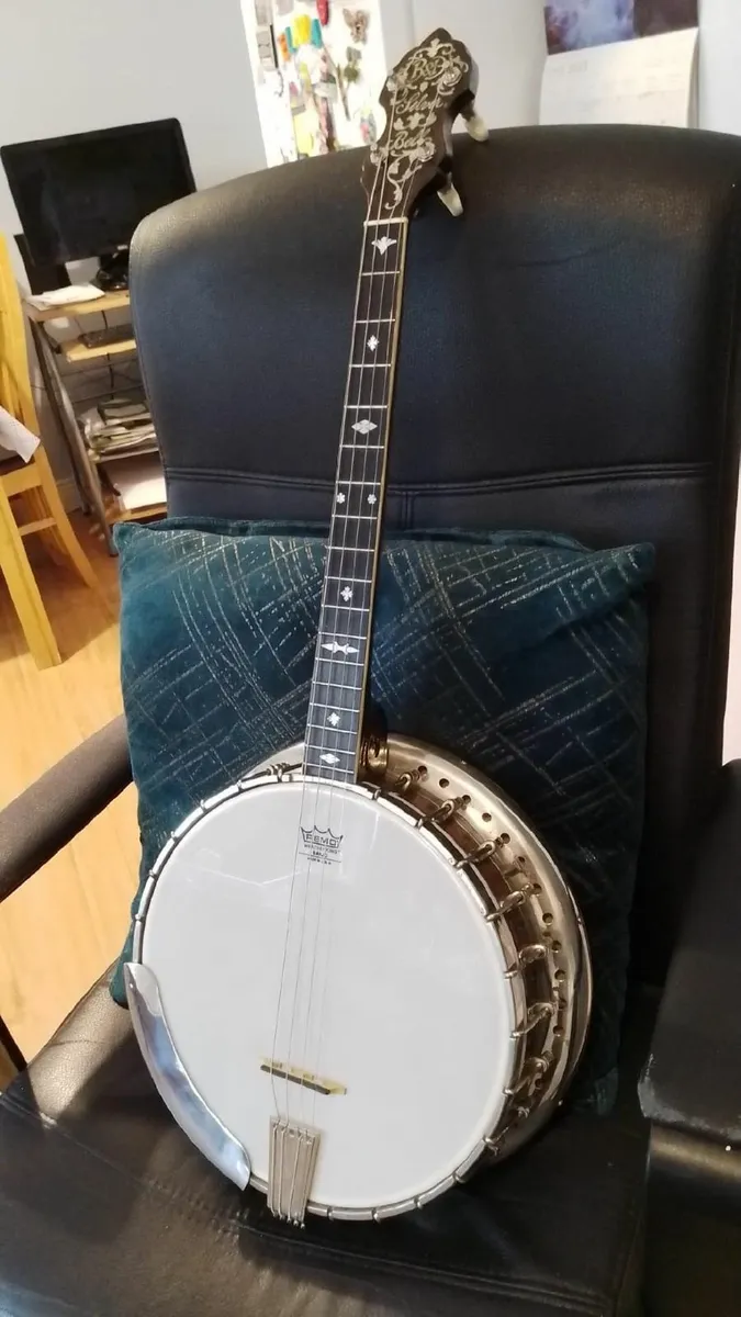 Bacon & Day Silver Bell Tenor Banjo - Image 1