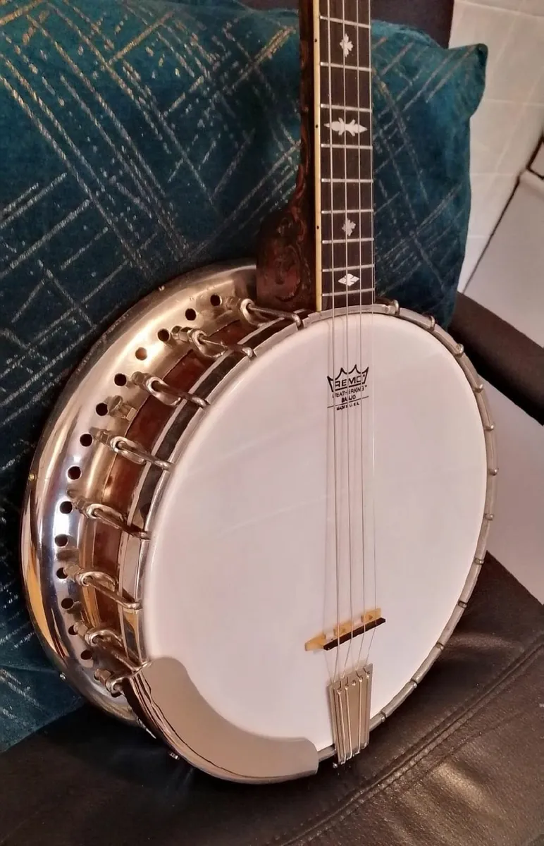 Bacon & Day Silver Bell Tenor Banjo - Image 3