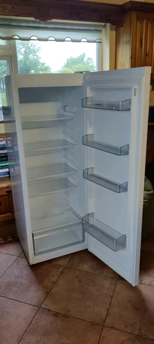 Fridge - Image 2