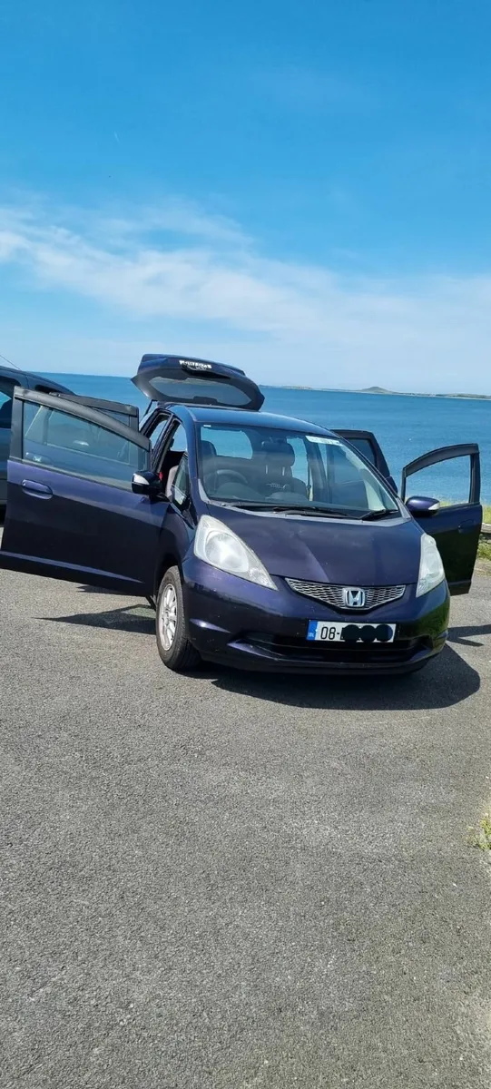 Honda Fit 2008 - Image 2