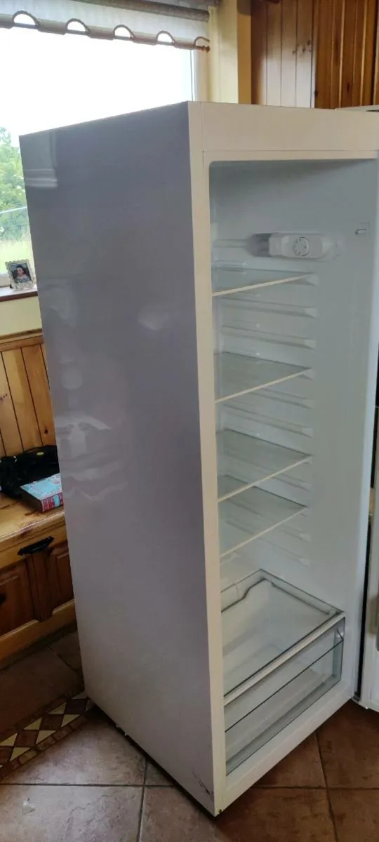 Fridge - Image 4