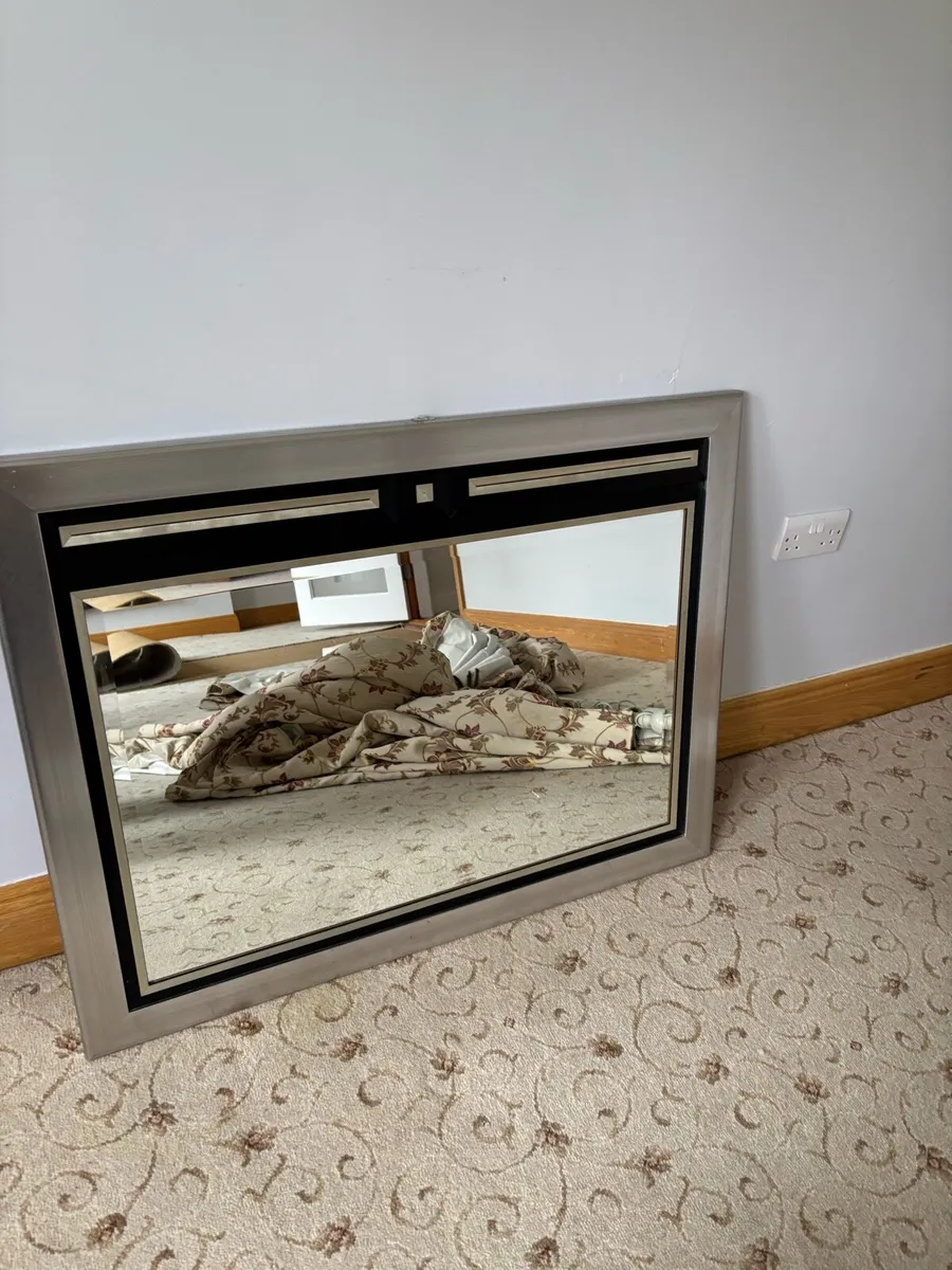 Mirror - Image 1