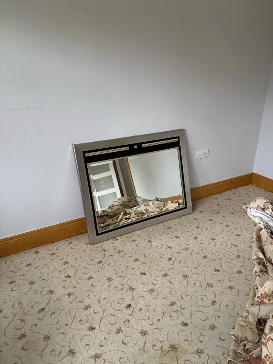 Mirror - Image 3