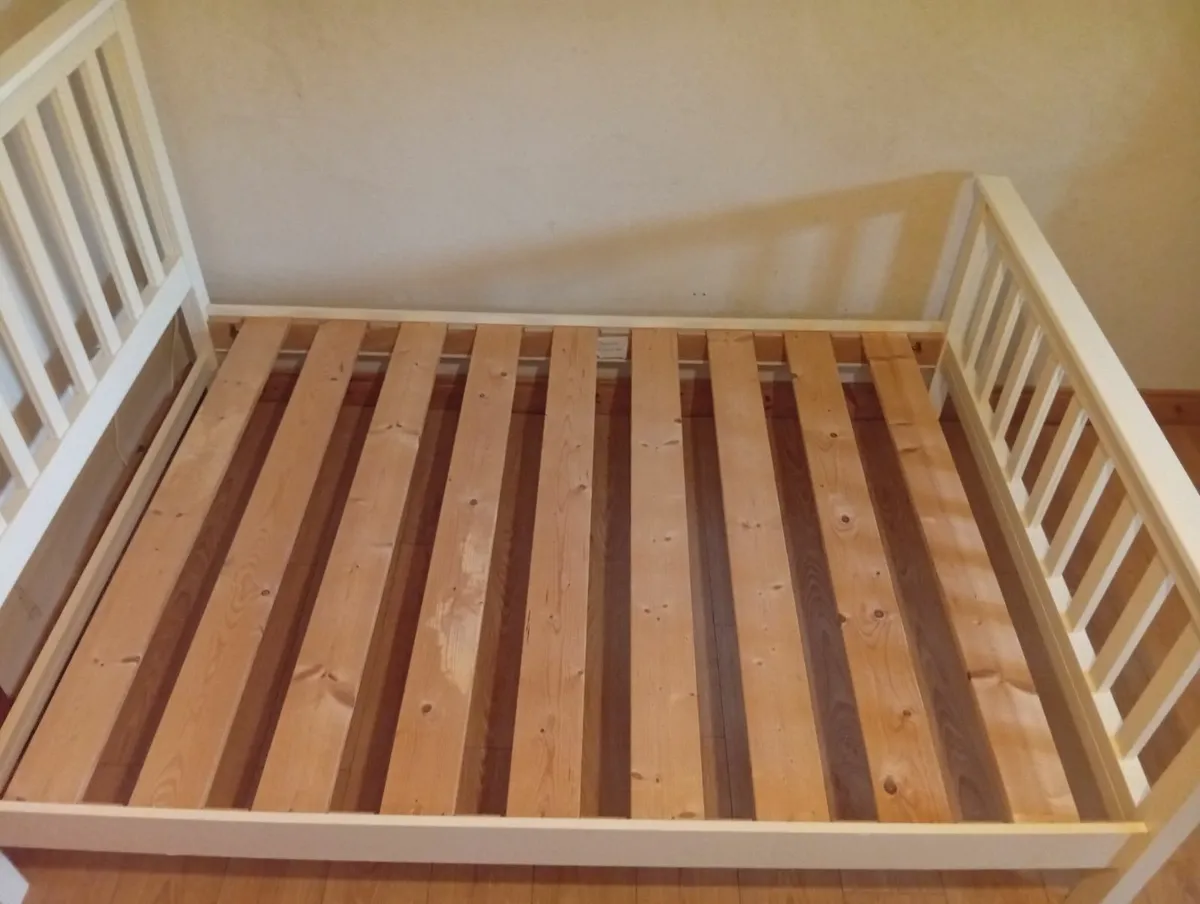 White Quality Sturdy Double size bed frame - Image 2