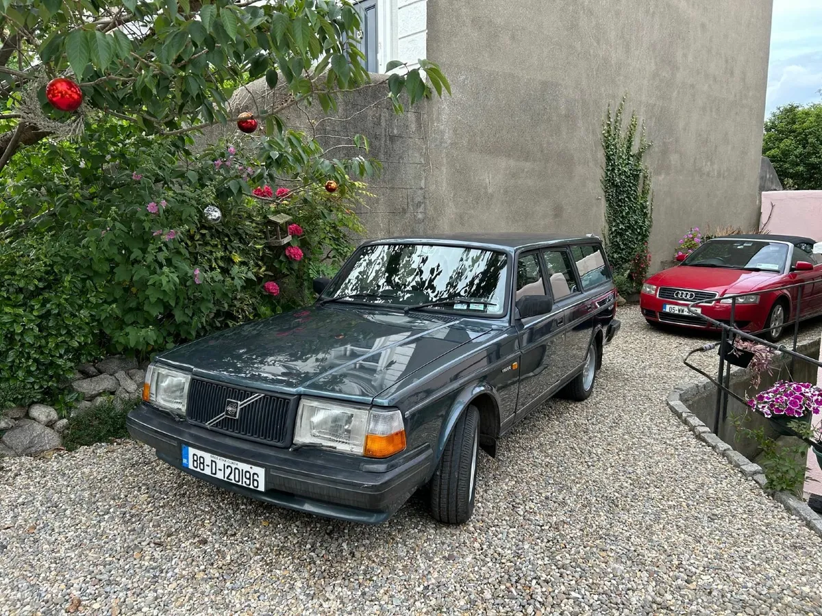 Volvo 240 GLT Estate Series 1988 - Image 1