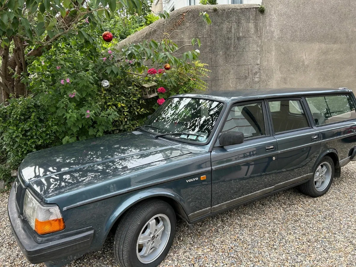 Volvo 240 GLT Estate Series 1988 - Image 2