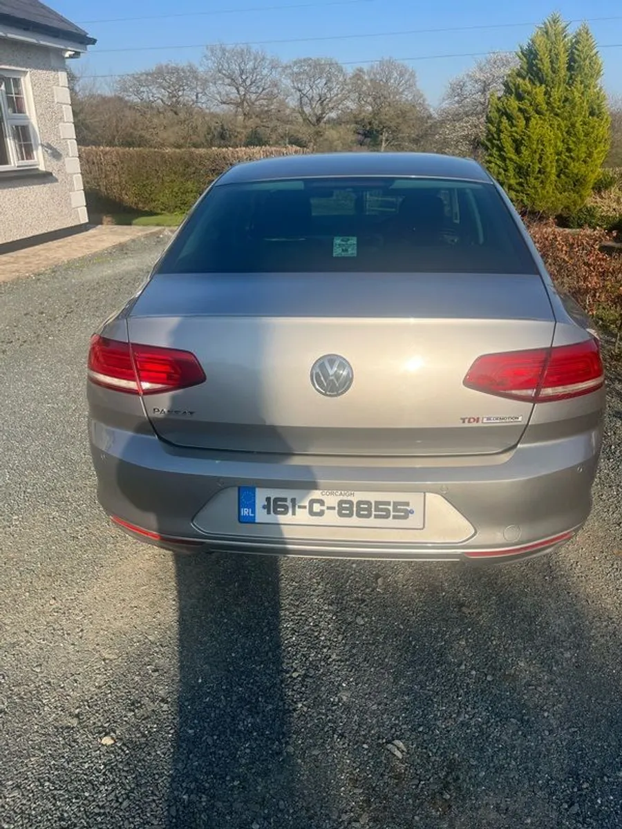 2016 Volkswagen Passat  Blue motion 1.6 Diessl - Image 3
