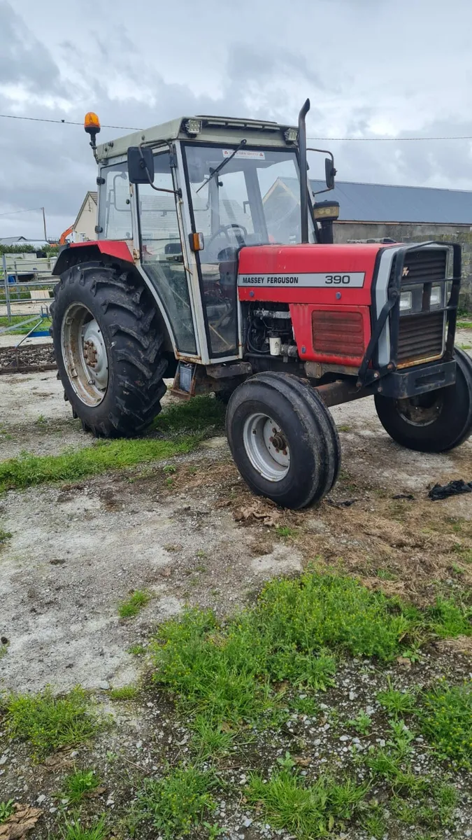 Massey Ferguson 390 Tractor - Image 1