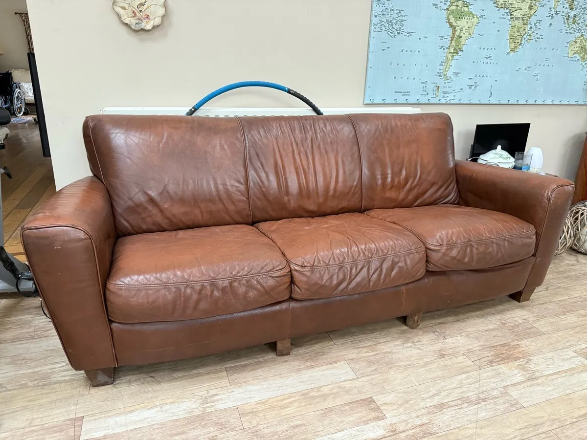 Italian leather couch - Image 3